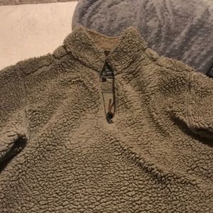 True Grit size medium slate/grey color!